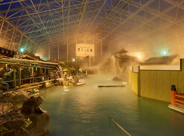 The massive 25-meter indoor hot spring at Kirishima Hotel, Kagoshima